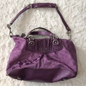 NWOT Coach shoulder bag